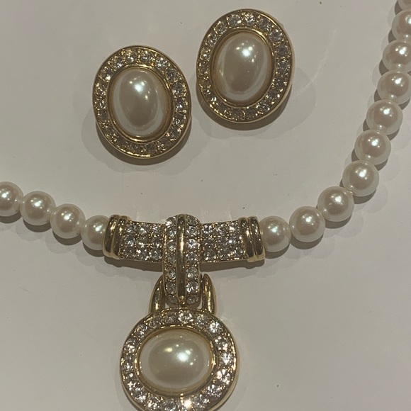 GORGEOUS VENDOME/CORO NECKLACE SET - Picture 1 of 5